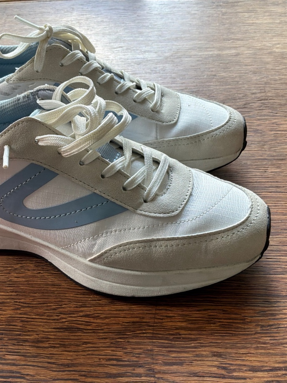 Tretorn sneakers